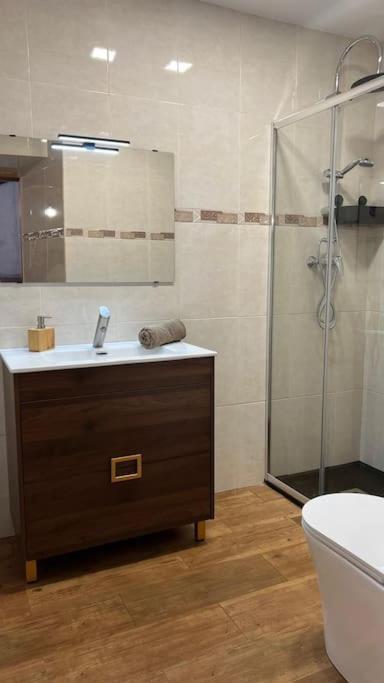 Ca La Trini Vivienda Vacacional Nava Kültér fotó